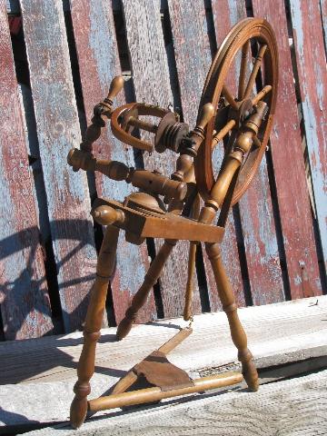 = 1800's Wooden Yarn Winder Wheel Wool Spinner, American Primitive
